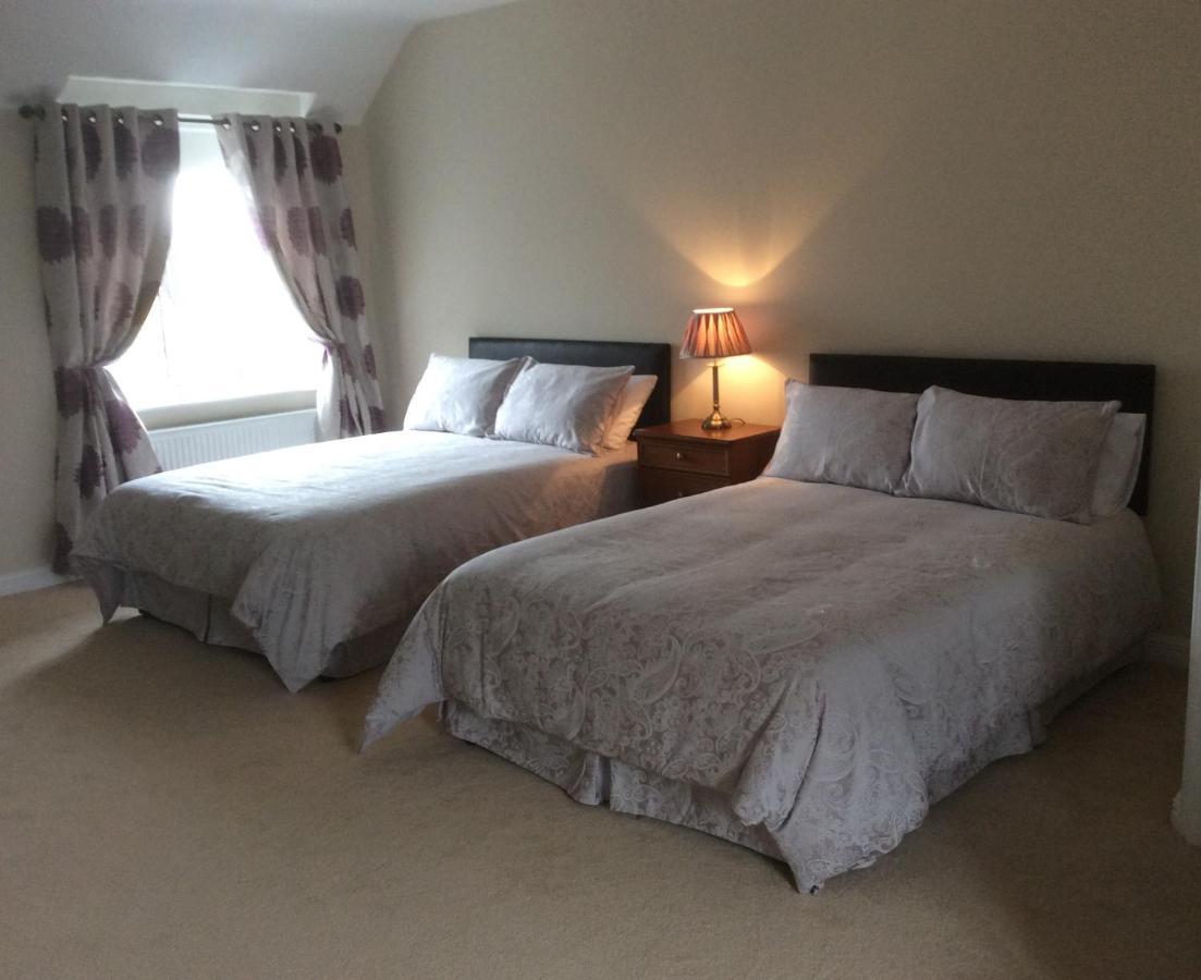 Seven Oaks B&B Ballyhaunis Eksteriør billede