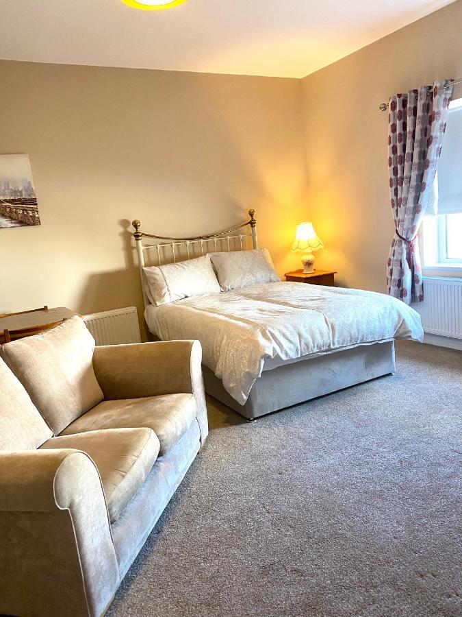 Seven Oaks B&B Ballyhaunis Eksteriør billede