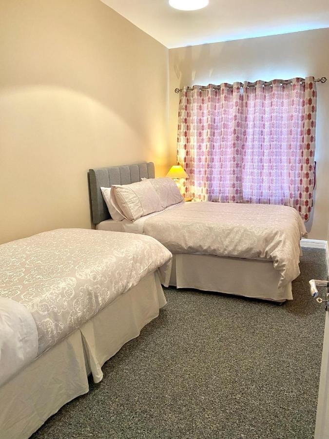 Seven Oaks B&B Ballyhaunis Eksteriør billede
